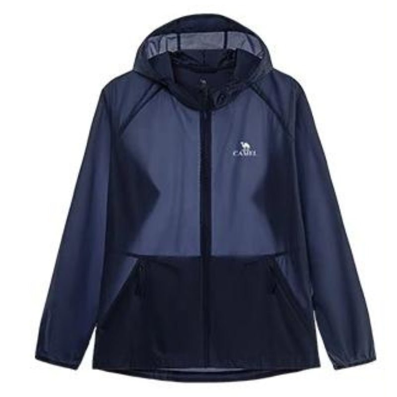 Cortavientos deportivo para hombre con capucha. Protección UPF 50+, azul marino.